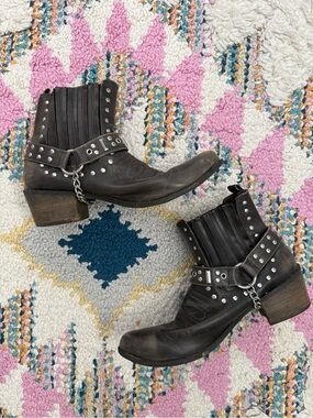 Coconuts by Matisse western boots